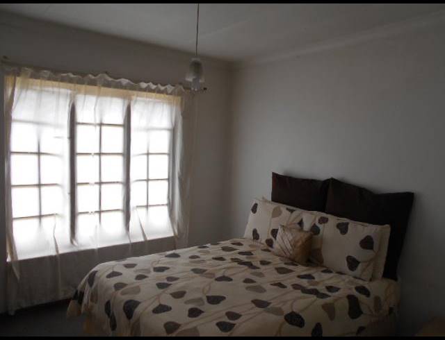 2 BEDROOM PROPERTY TO RENT IN MEER EN SEE